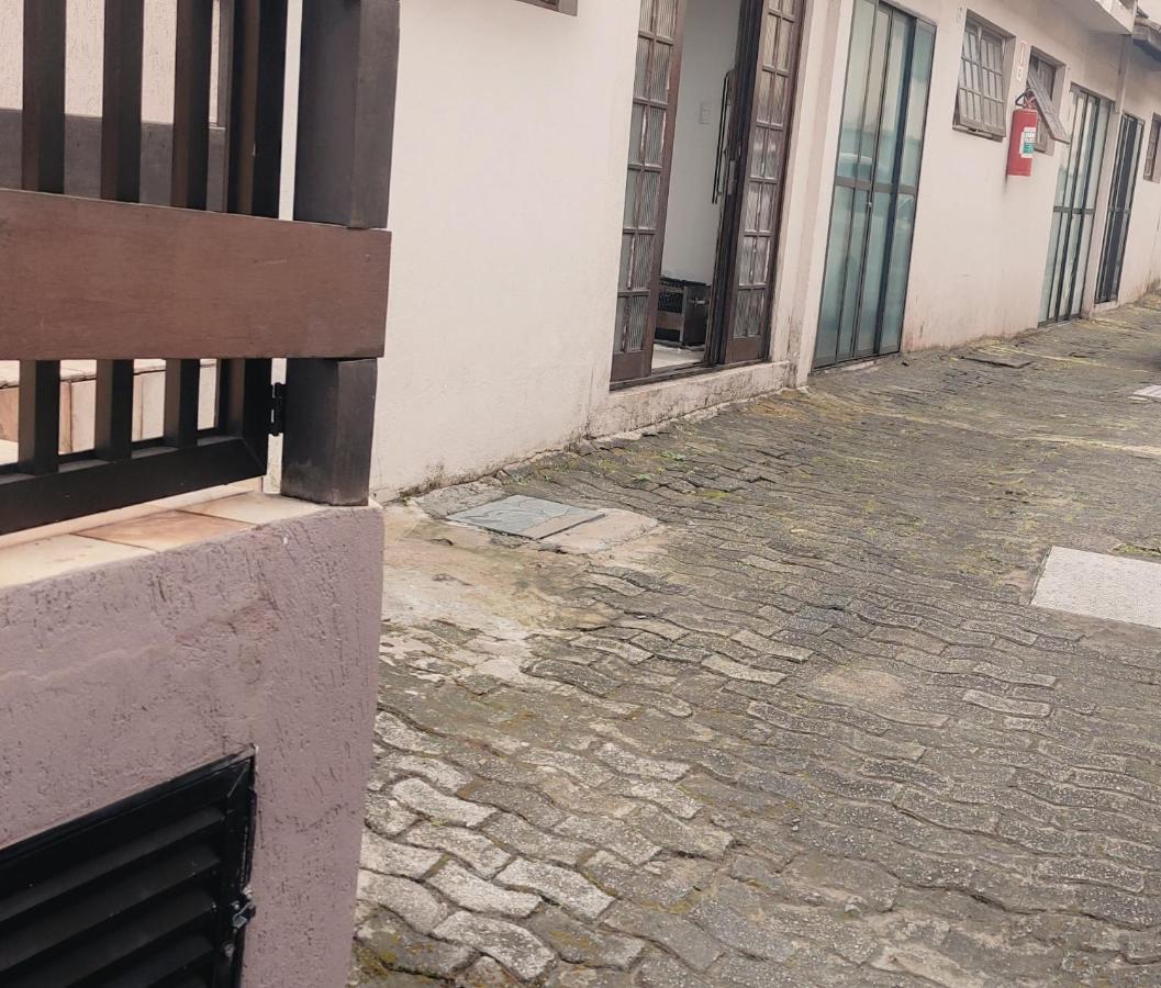 Casa Com Wi-Fi Qualidade- Ar Condicionado - Completa - Praia Da Enseada Гуаружа Экстерьер фото